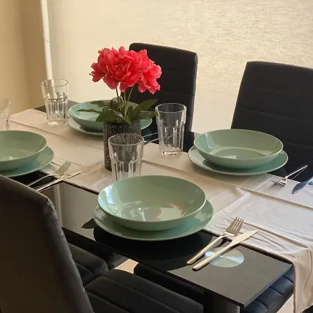 Apartment Sabine - Finikoudes 102 Larnaca